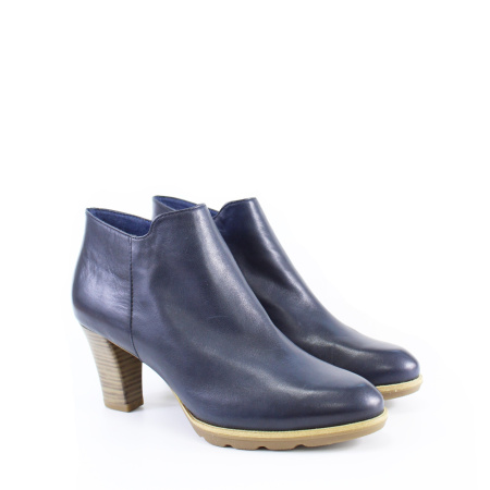 Ботильоны на наборном каблуке